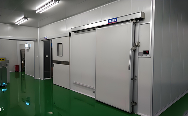 克孜勒苏柯尔克孜冷库门